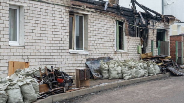 24/7 Emergency Fire Damage Removal experts in Louise, TX